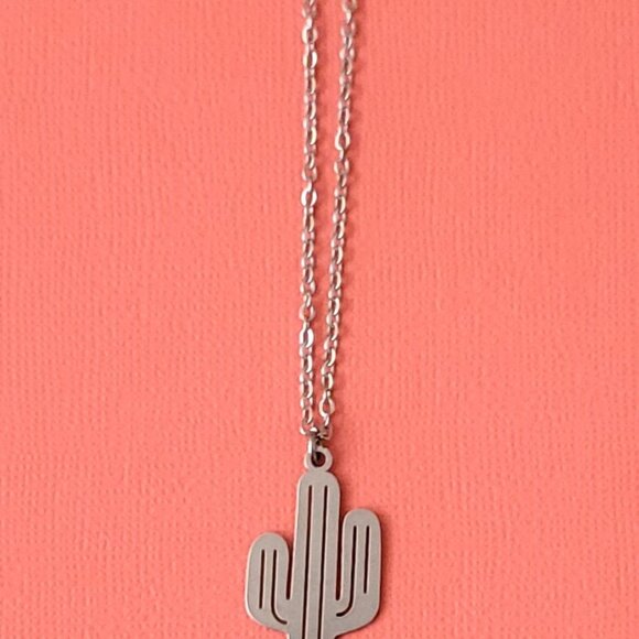 CACTUS Stainless Steel Charm Chain Necklace 18" Arizona Western Cowgirl - Picture 10 of 12